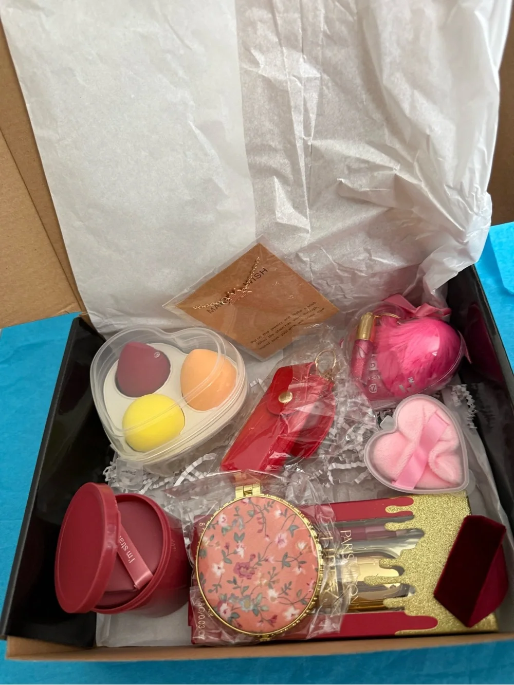 Assorted Pink and Red Party Favor Gift Set -